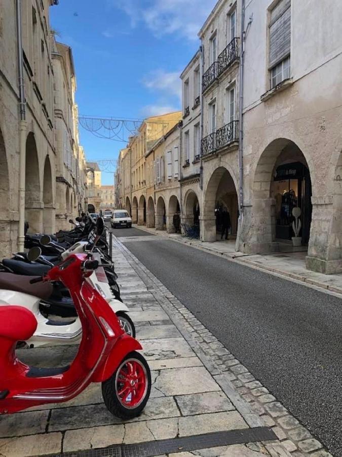 Terra Studio Cosy Et Calme Proche Du Centre Avec Parking Tv Et Wifi La Rochelle  Ngoại thất bức ảnh