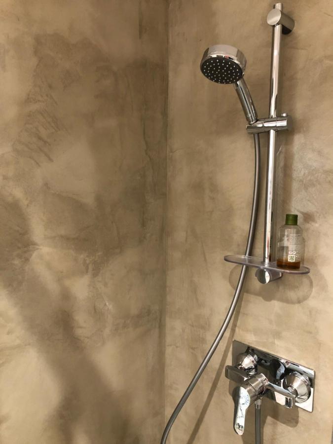 Terra Studio Cosy Et Calme Proche Du Centre Avec Parking Tv Et Wifi La Rochelle  Ngoại thất bức ảnh